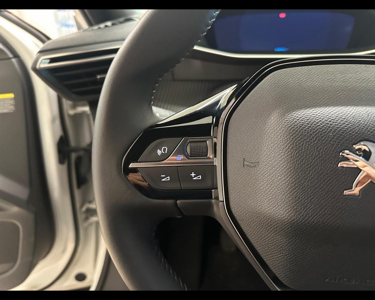 PEUGEOT 2008 2ª serie - 2008 PureTech 100 S&S Allure Pack