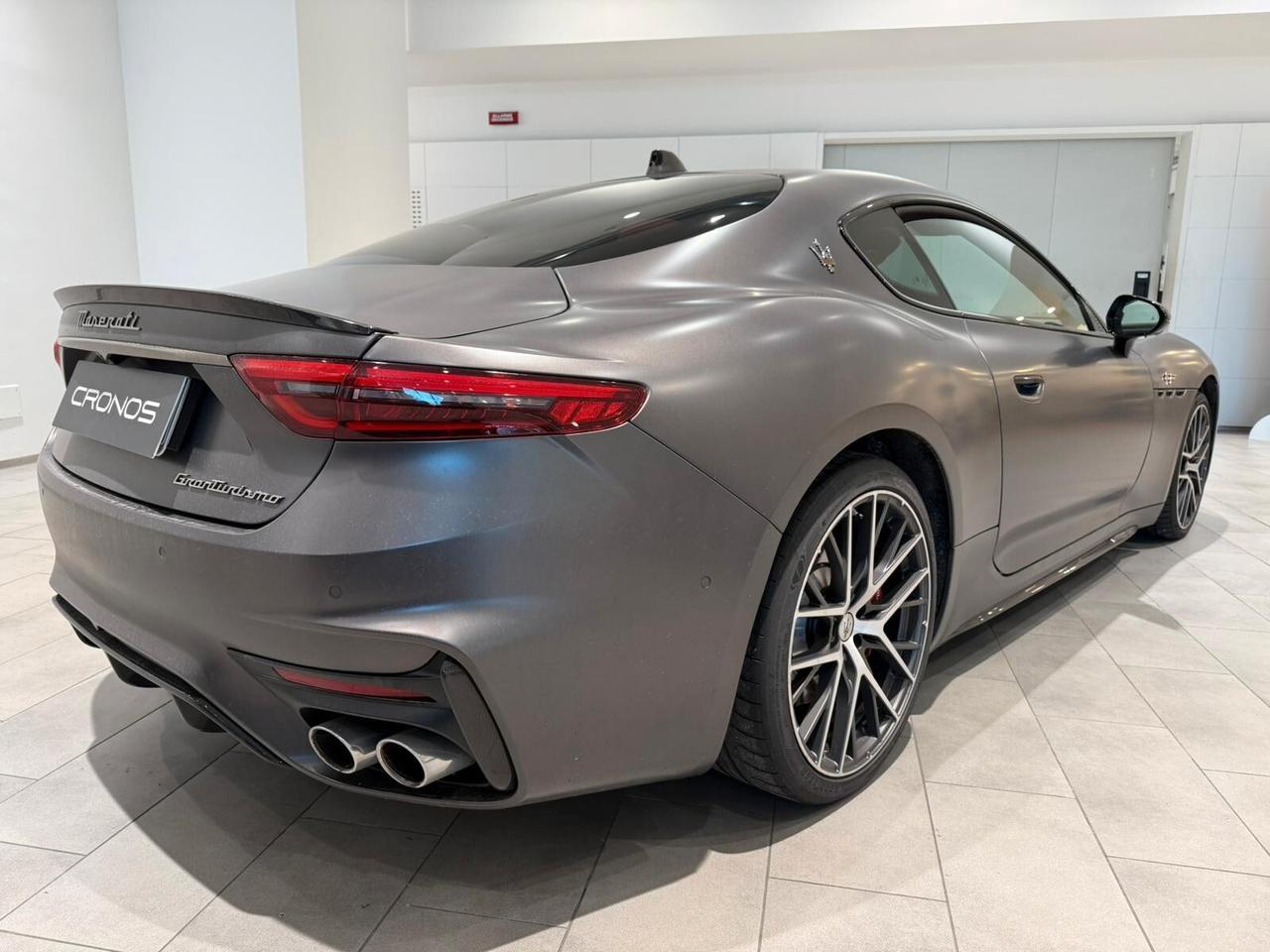 Maserati GranTurismo V6 550 CV AWD Trofeo