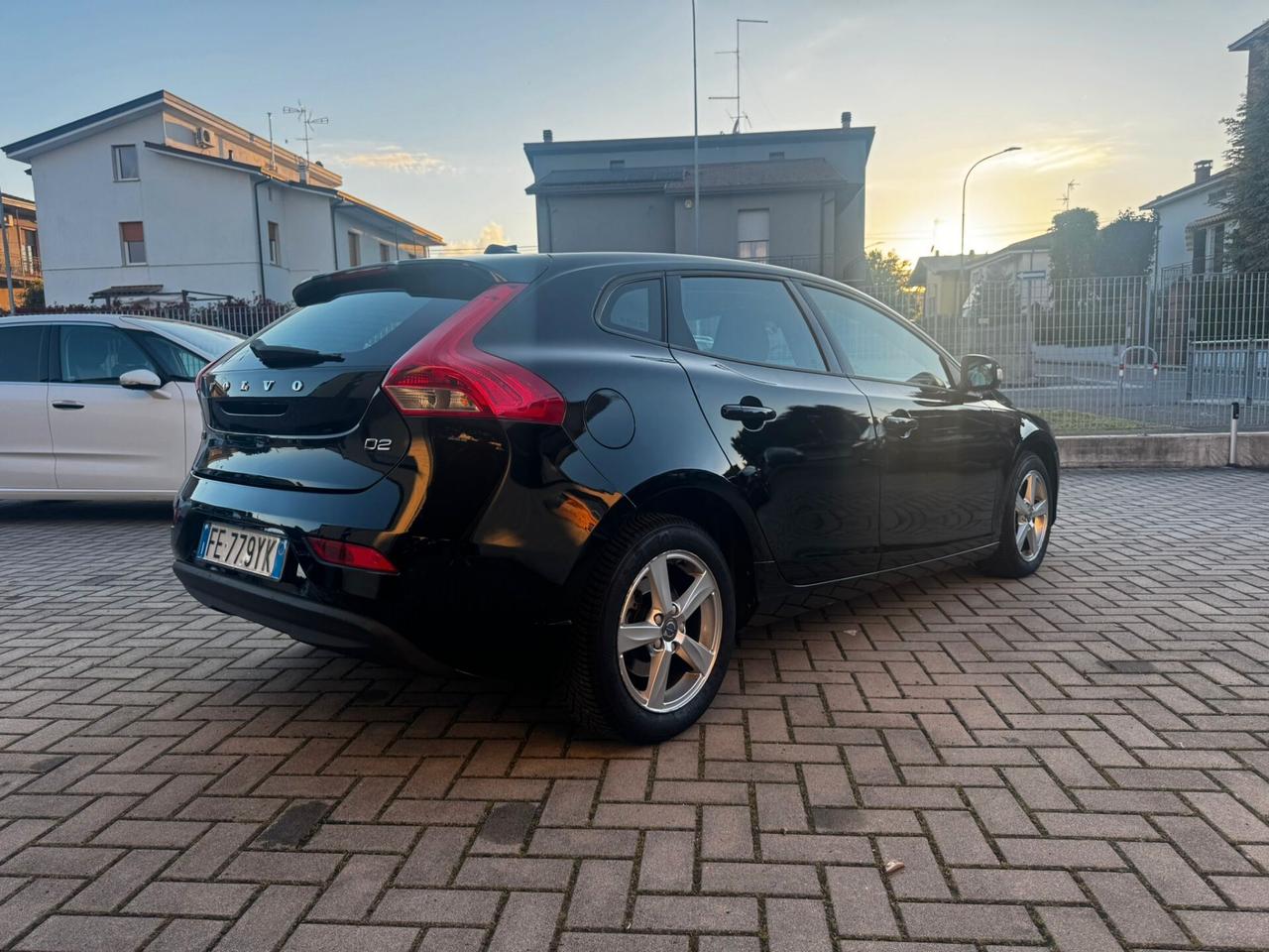Volvo V40 D2 R-design Momentum