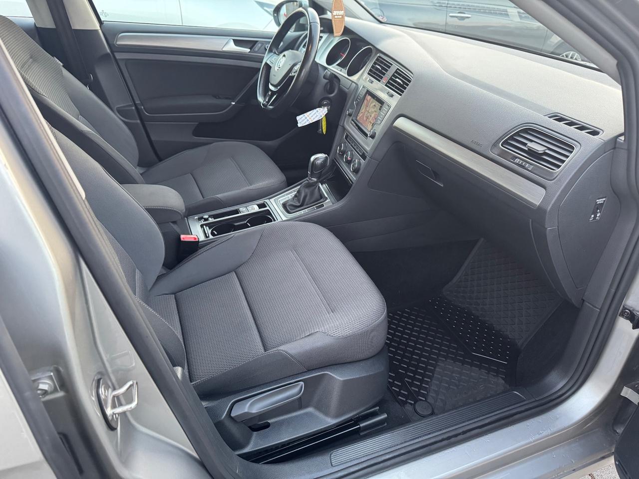 Volkswagen Golf Variant 1.6 TDI 110 CV DSG Highline BMT