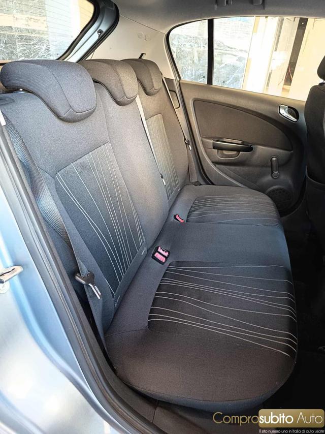 OPEL Corsa 1.2 5 porte Club