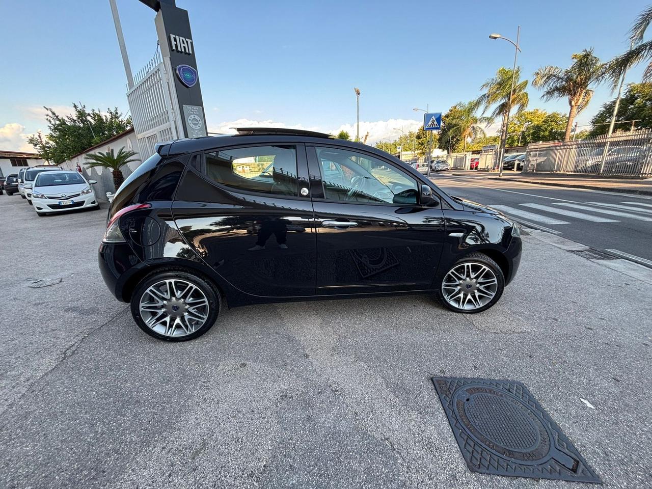 Lancia Ypsilon 1.2 69 CV 5 porte GPL Ecochic Gold