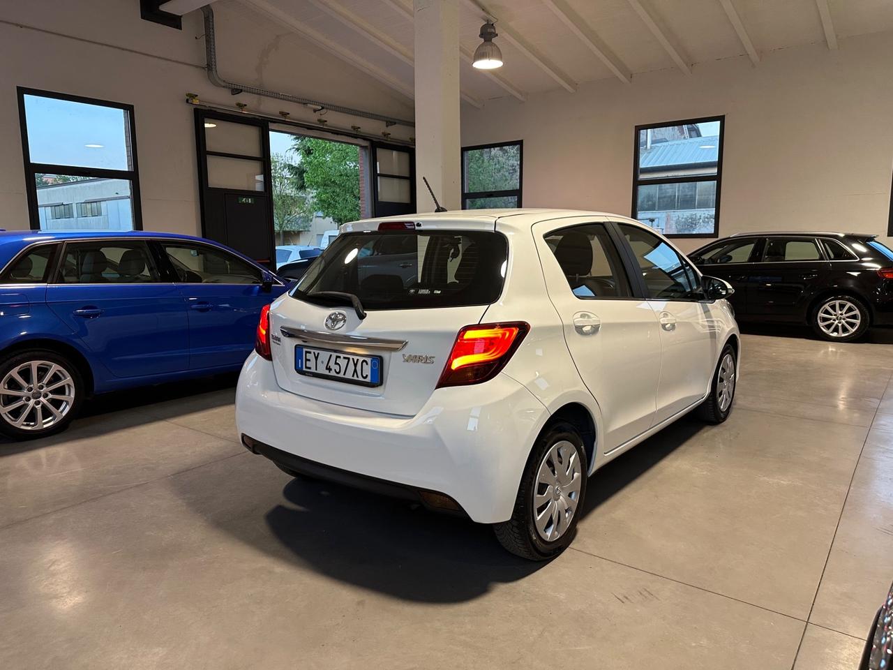 Toyota Yaris 1.0 5 porte Lounge