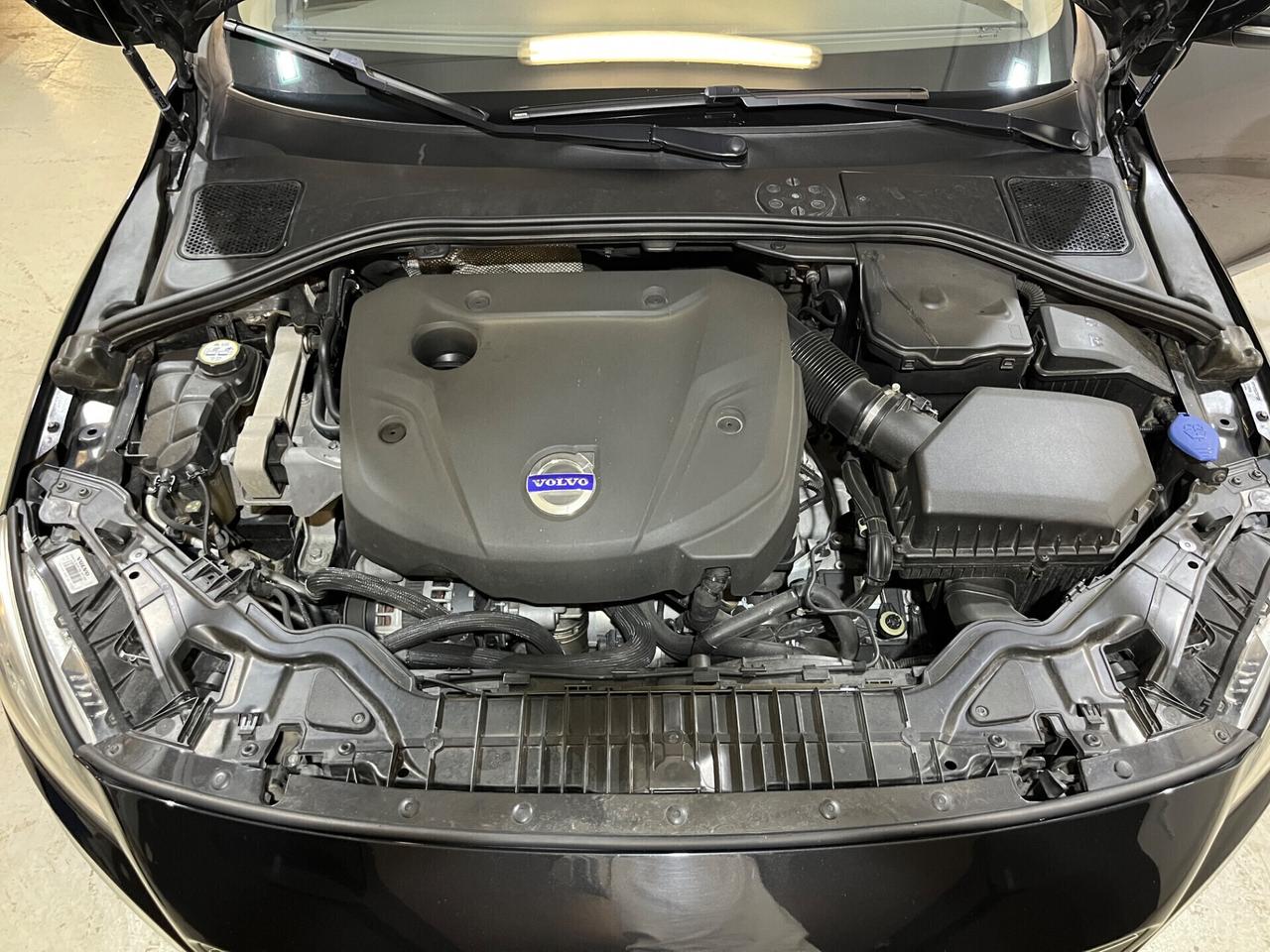 Volvo V60 D4 Geartronic Ocean Race