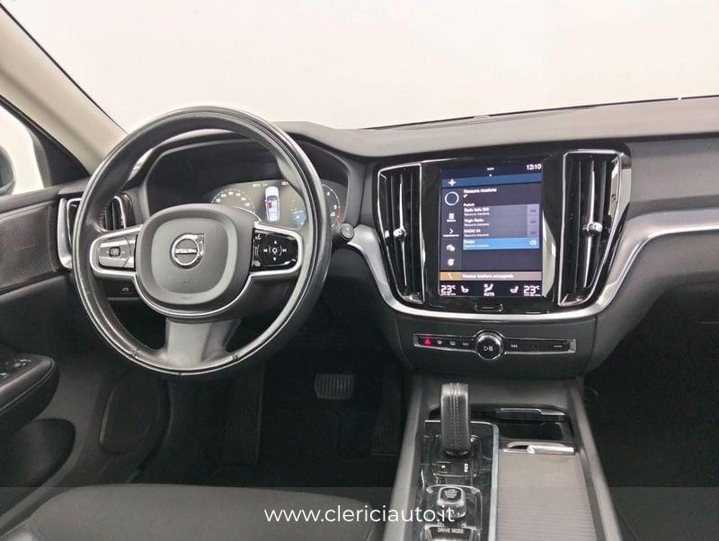 Volvo V60 B4 (d) Geartronic Momentum Business Pro