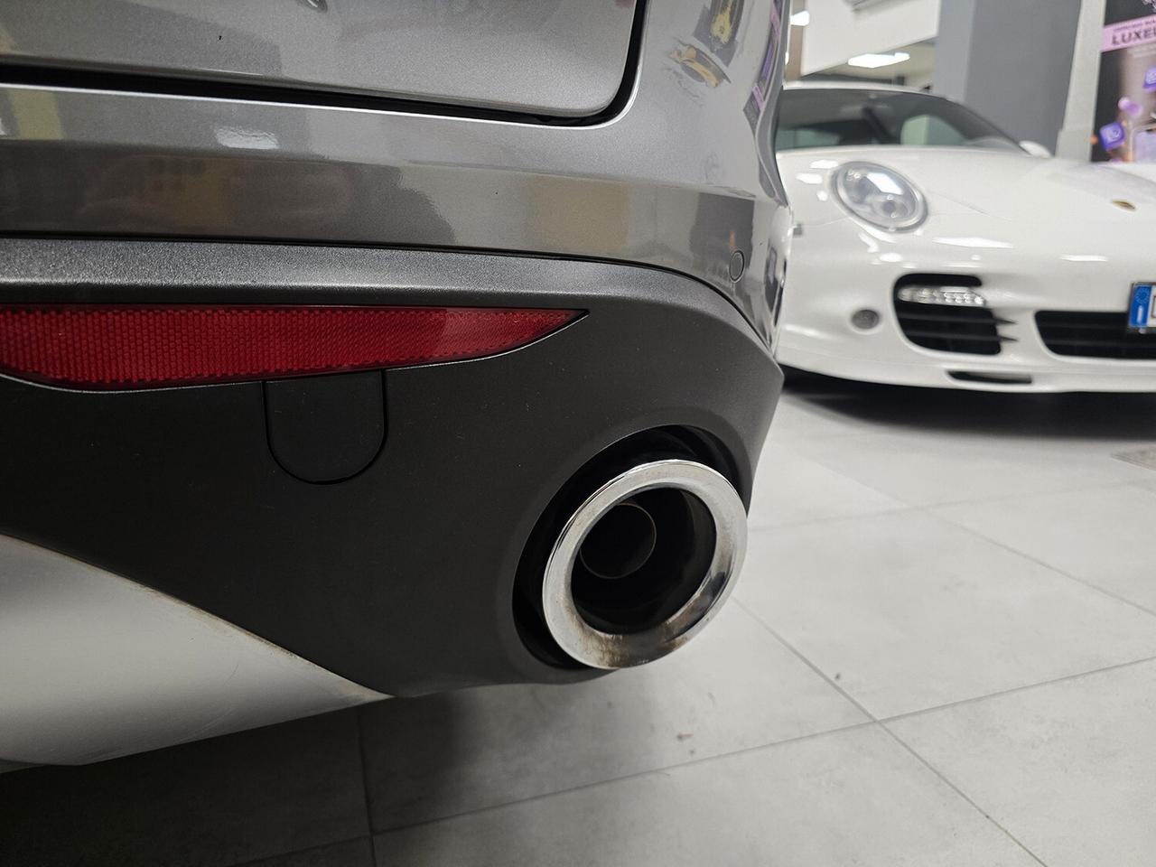 Alfa Romeo Stelvio 2.2T EXECUTIVE Q4 190CV 4X4_KEYLESS_SERVICE BOOK