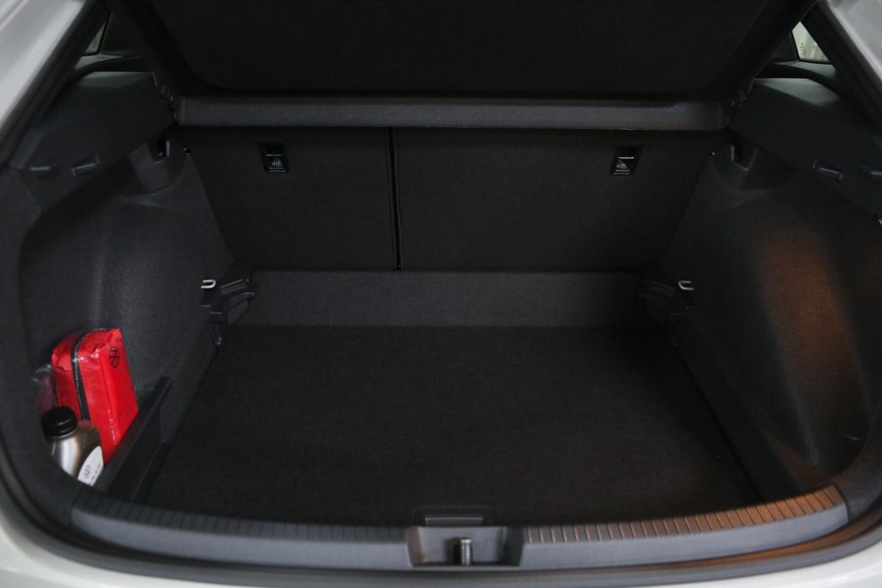 Volkswagen Taigo R-Line Plus 1.0 TSI 115 cv_NUOVA_KM0