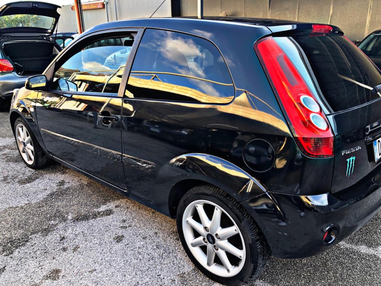 Ford Fiesta 1.2 55kw benzina 08