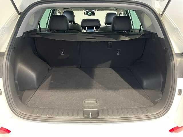 Hyundai TUCSON 2.0D 136CV 4WD Autom. XPossible - NEOPATENTATI