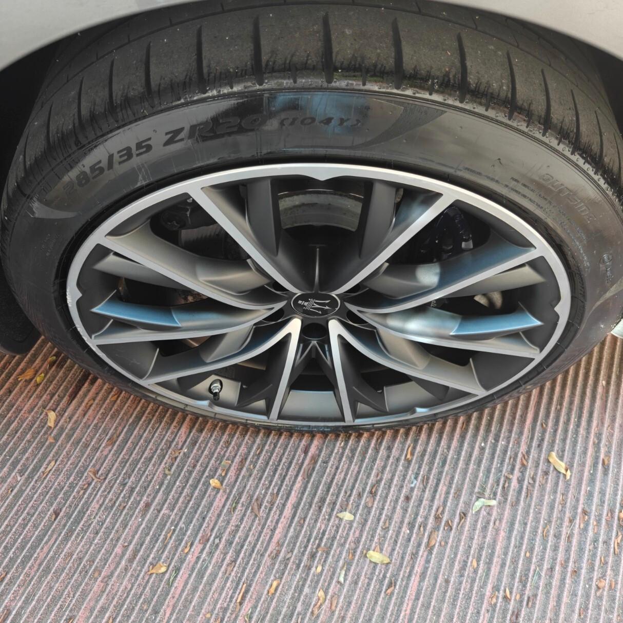 Maserati Ghibli L4 330 CV MHEV Gransport