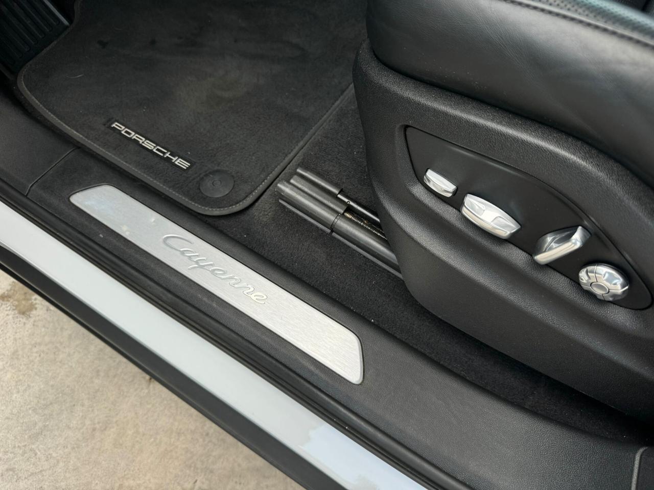 Porsche Cayenne Coupé 3.0 V6