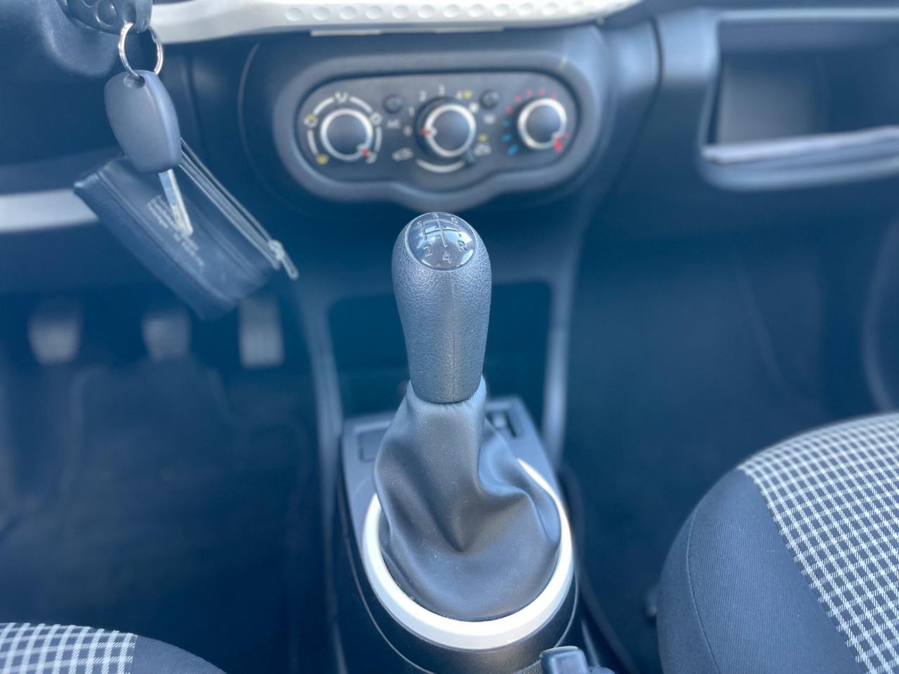 Renault Twingo 1.0 SCe Live