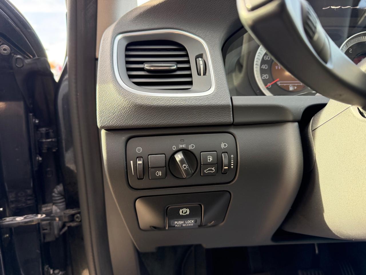 Volvo V60 1.6 Diesel Neopatentati