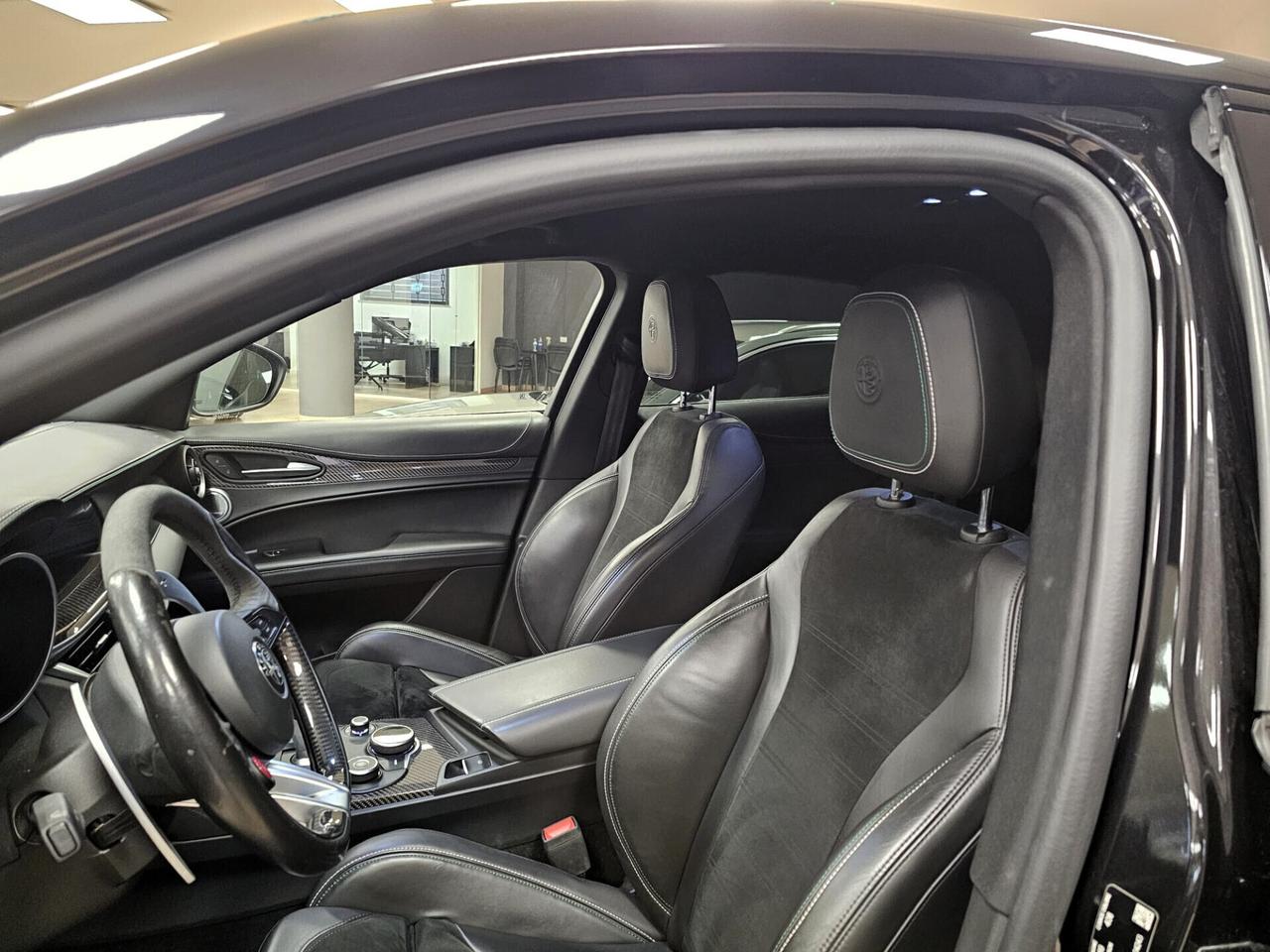 Alfa Romeo Stelvio 2.9 Bi-Turbo V6 510 CV AT8 Quadrifoglio