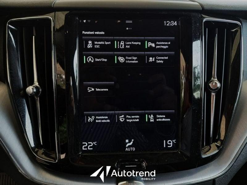 Volvo XC60 B4 197+14 CV AWD Automatica Mild Hybrid Momentum Pro