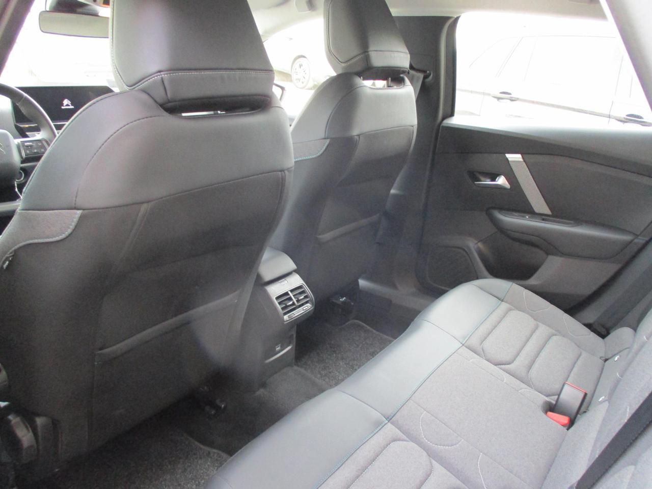 Citroen C4 1.2 puretech Plus 130cv