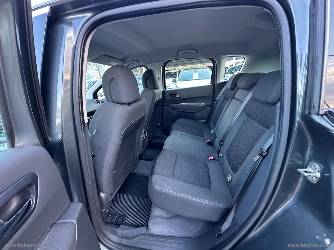 PEUGEOT 3008 1.6 HDi 115 CV Allure