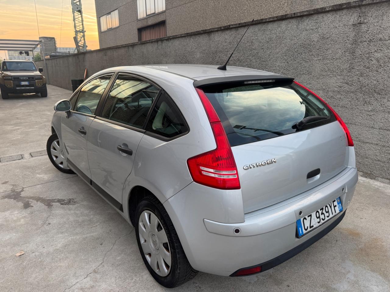 CITROEN C4 1.4 BENZINA EURO4 NEOPATENTATI