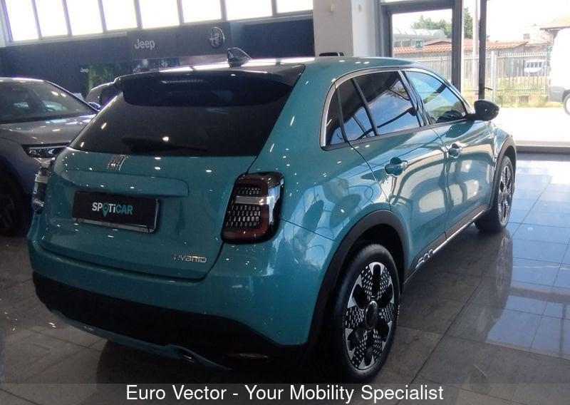 FIAT 600 1.2 Hybrid 100cv La Prima