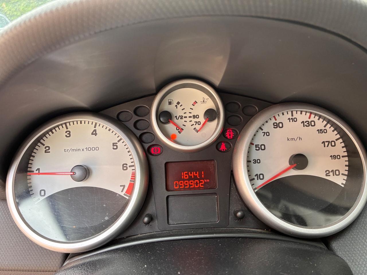 Peugeot 207 benz. NAVI 2009 - appena tagliandata !