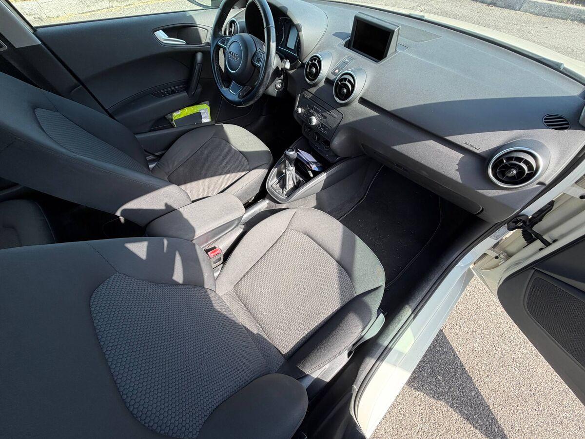 Audi A1 1.6 tdi Ambition 90cv