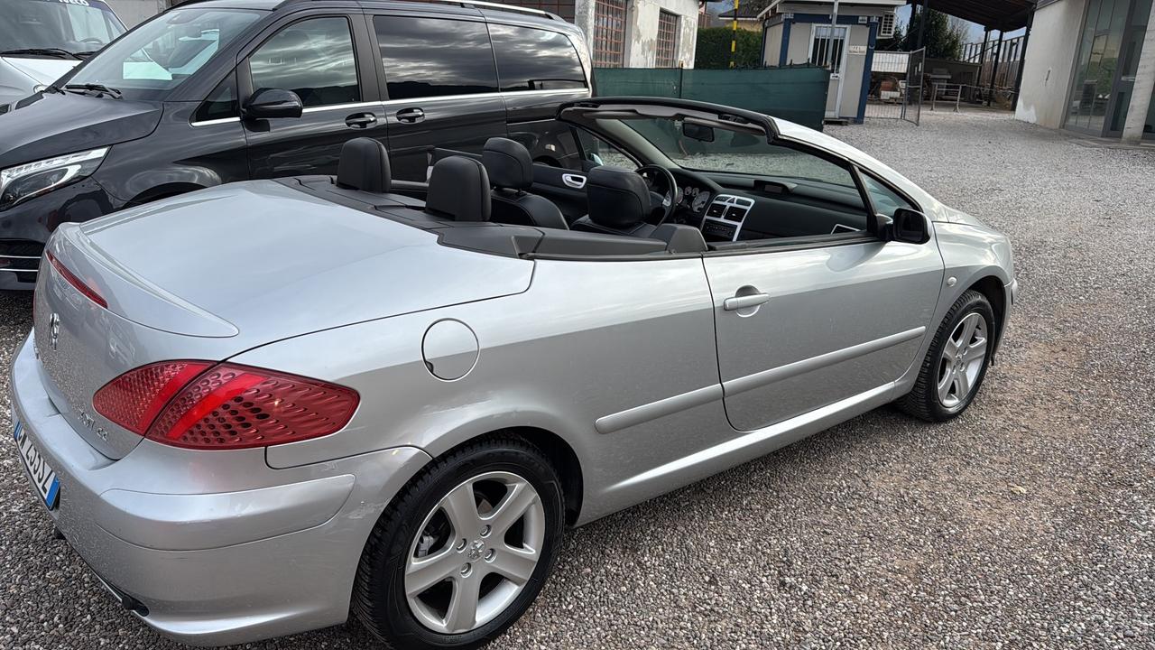 Peugeot 307 1.6 16V CC Tecno