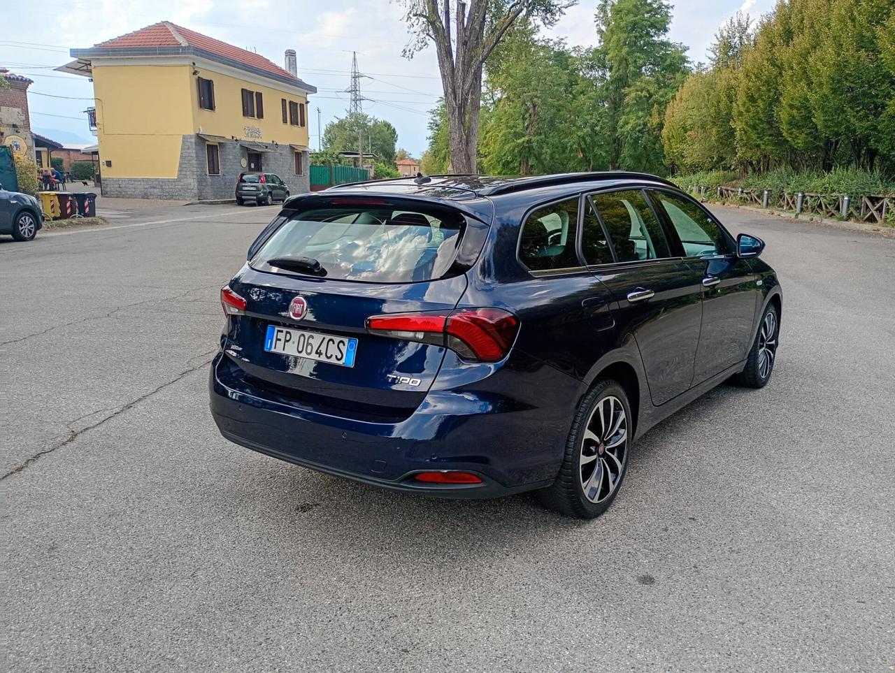 Fiat Tipo 1.6 Mjt SW 129.000 KM