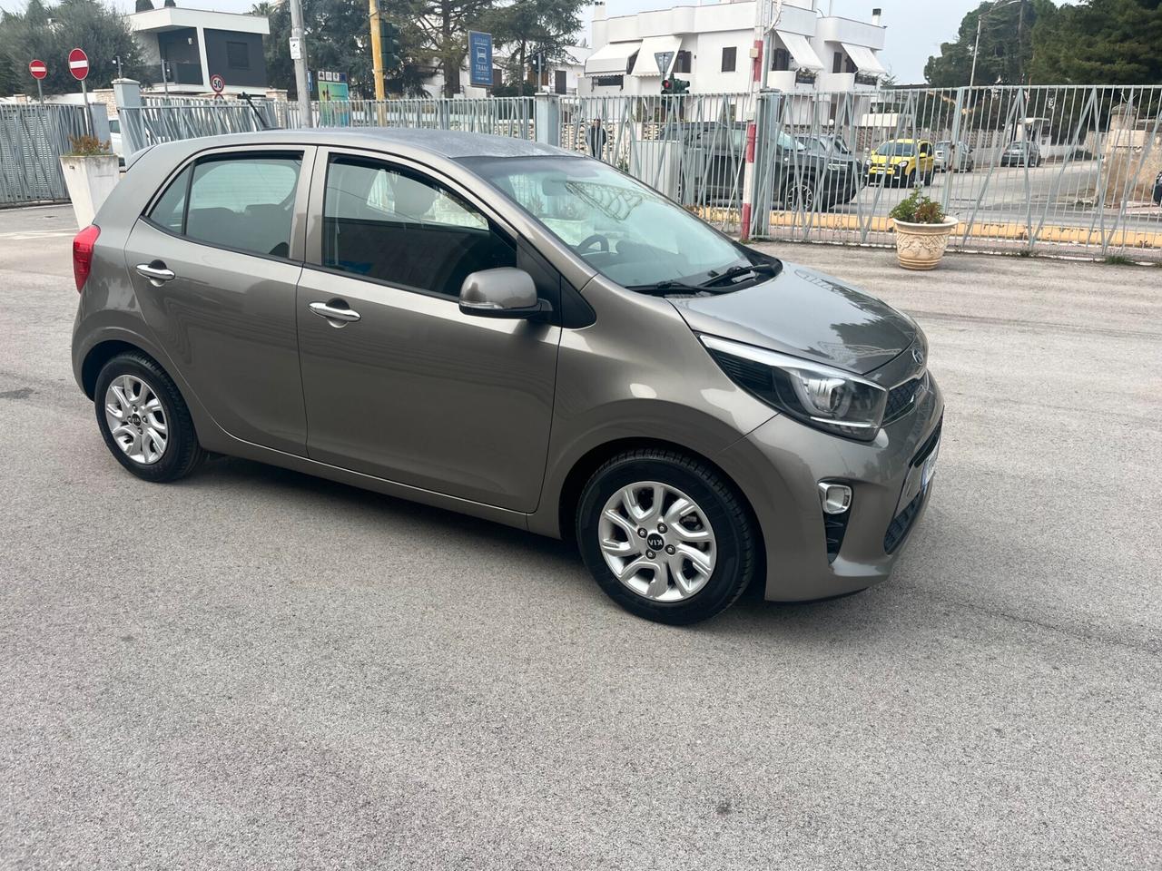 Kia Picanto 1.0 12V 5 porte Cool X NeoPatentati