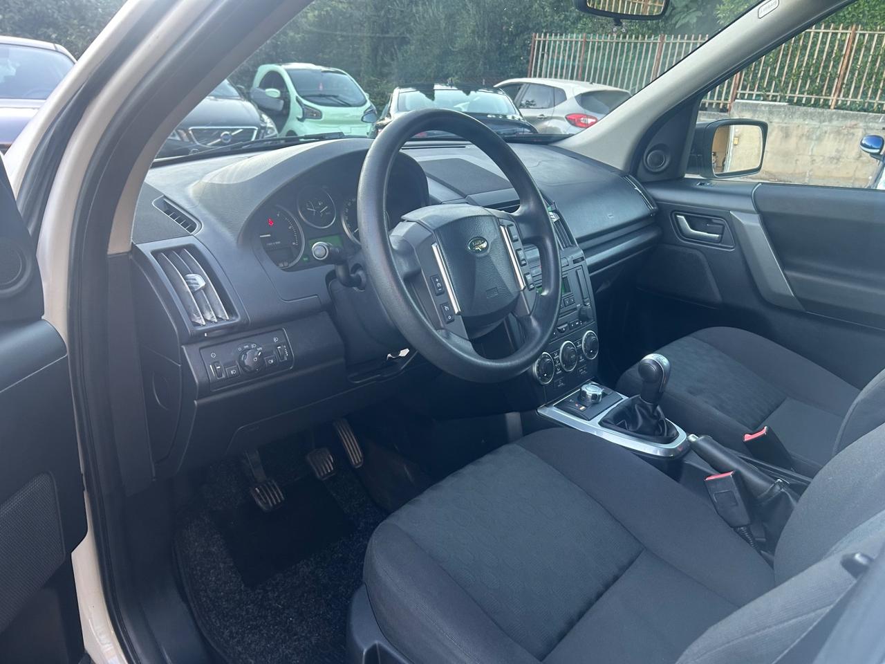 Land Rover Freelander 2.2 TD4 4X4
