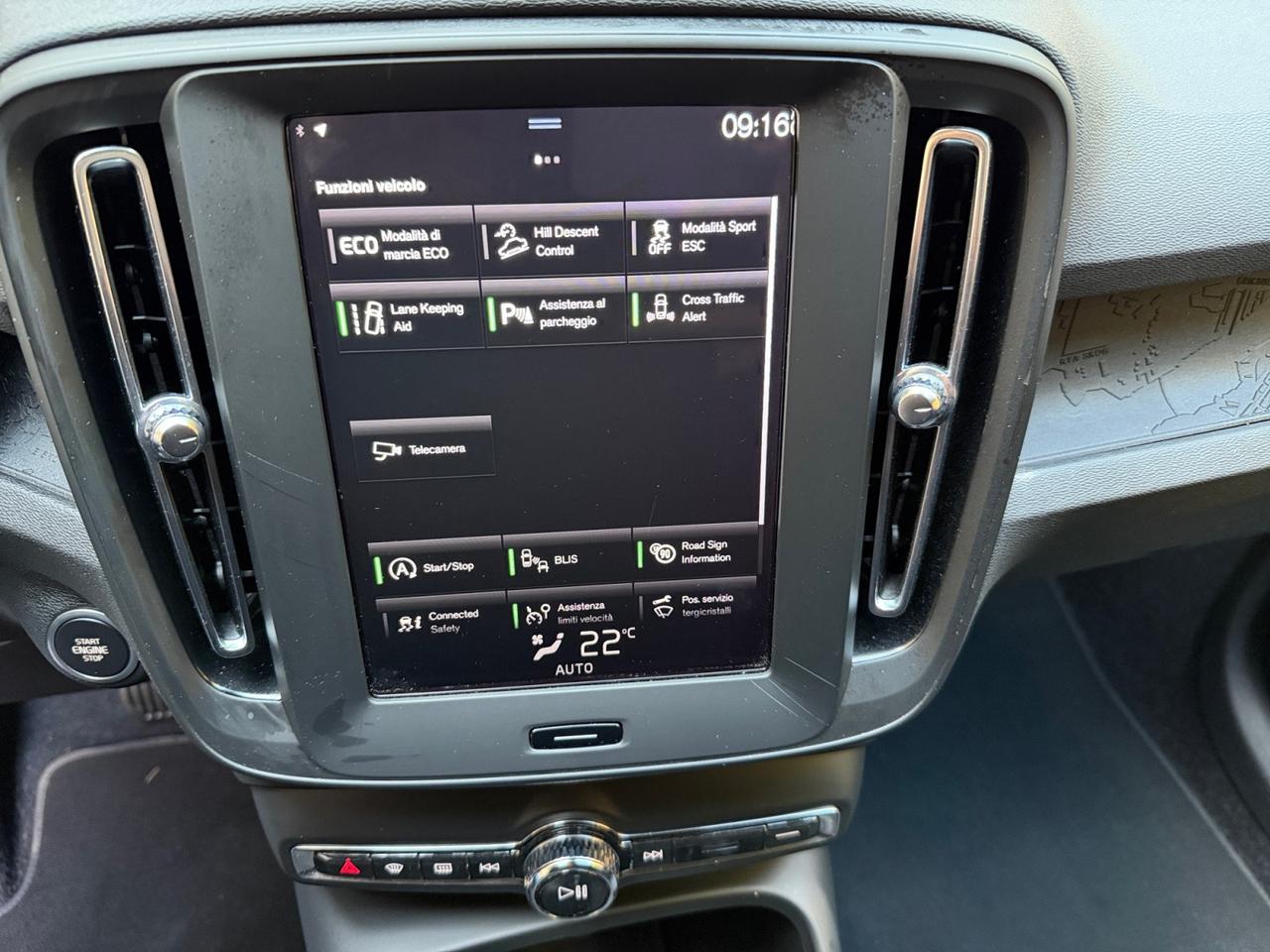 Volvo XC40 2.0 d3 Momentum Core auto my21