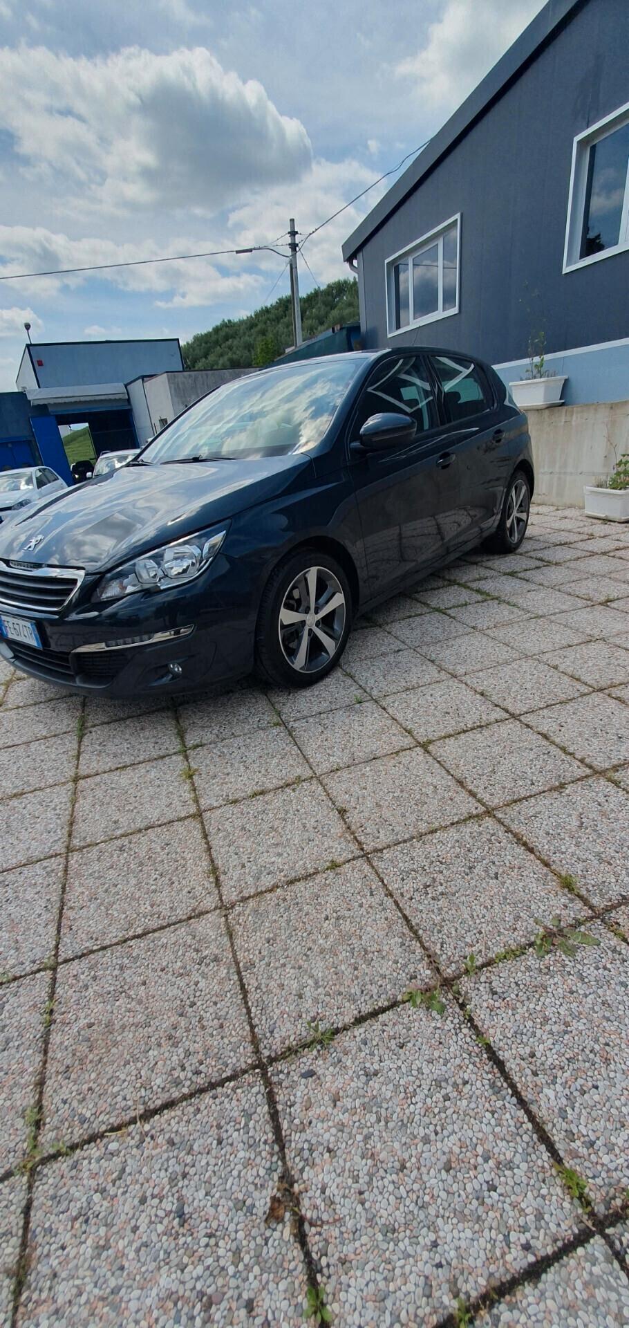 Peugeot 308 BlueHDi 120 S&S EAT6 Allure