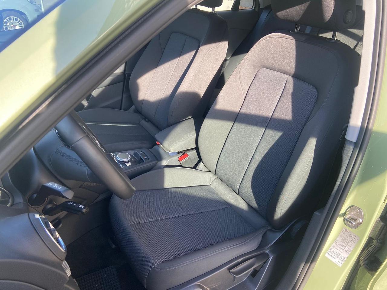 Audi Q2 Business Advanced 1.5 35 TFSI #9476