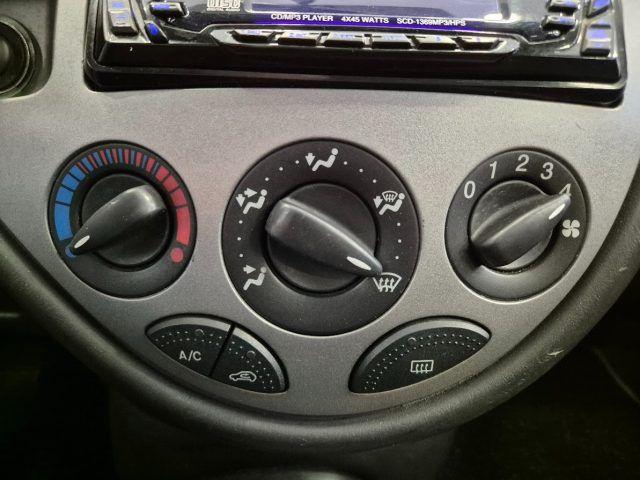 FORD Focus 1.8 TDi cat 5p. Ambiente - NEOPAT. - Clima