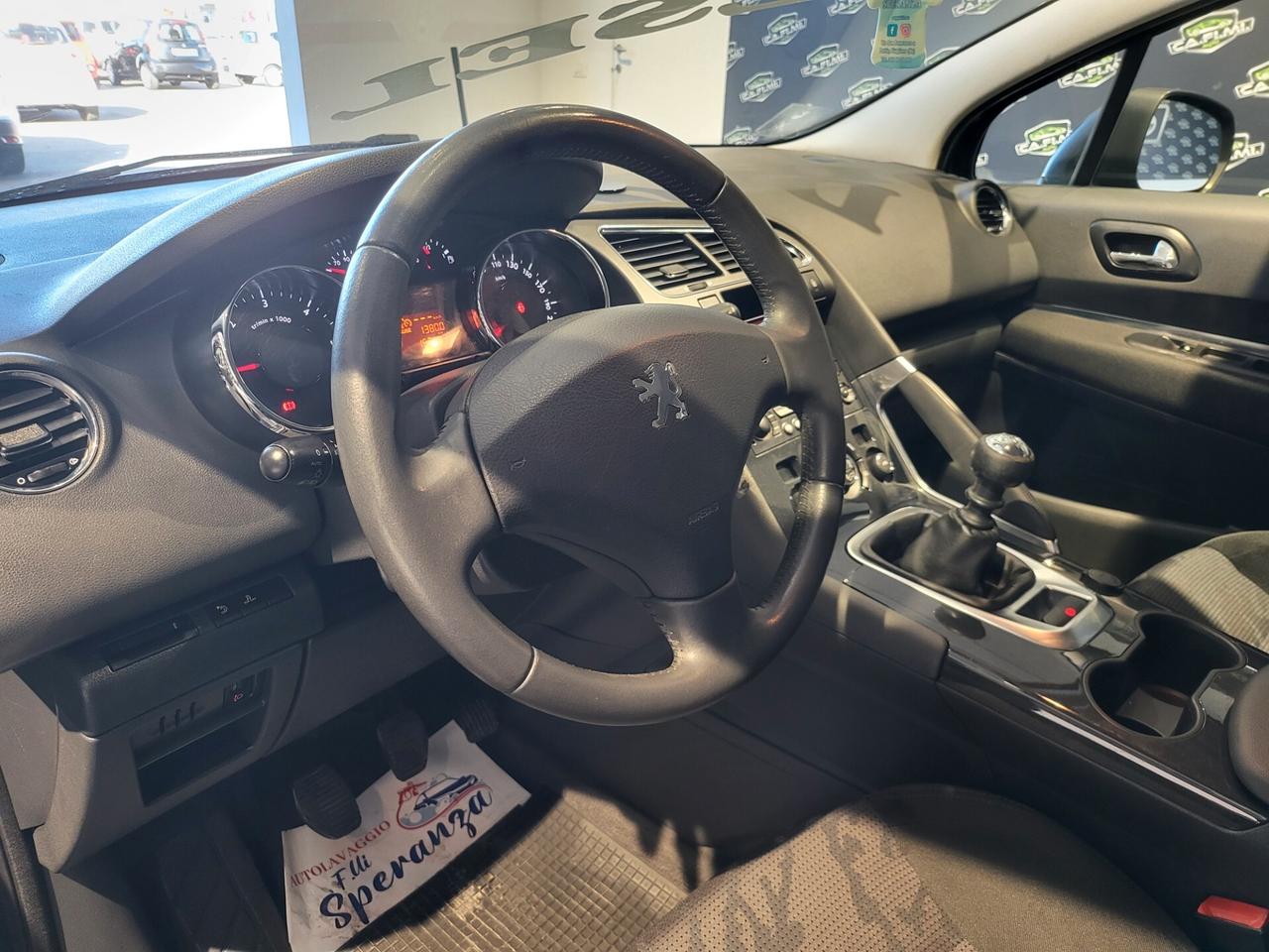 Peugeot 3008 - 2011 1.6 HDi 112CV Premium