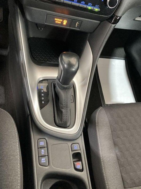 Toyota Yaris Yaris 1.5h Trend