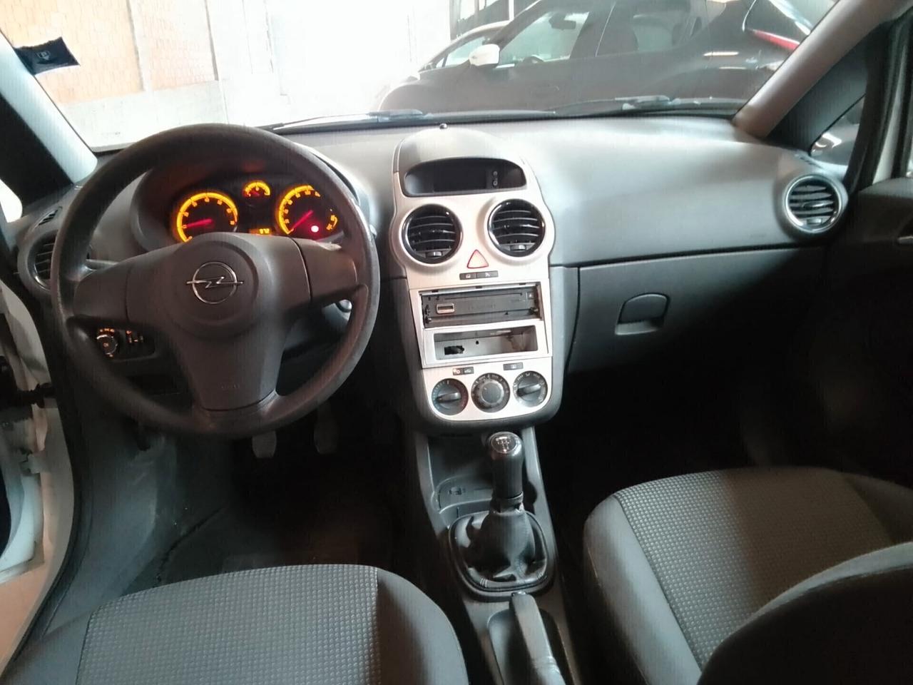 Opel Corsa 1.0 12V 5 porte Club OK NEO