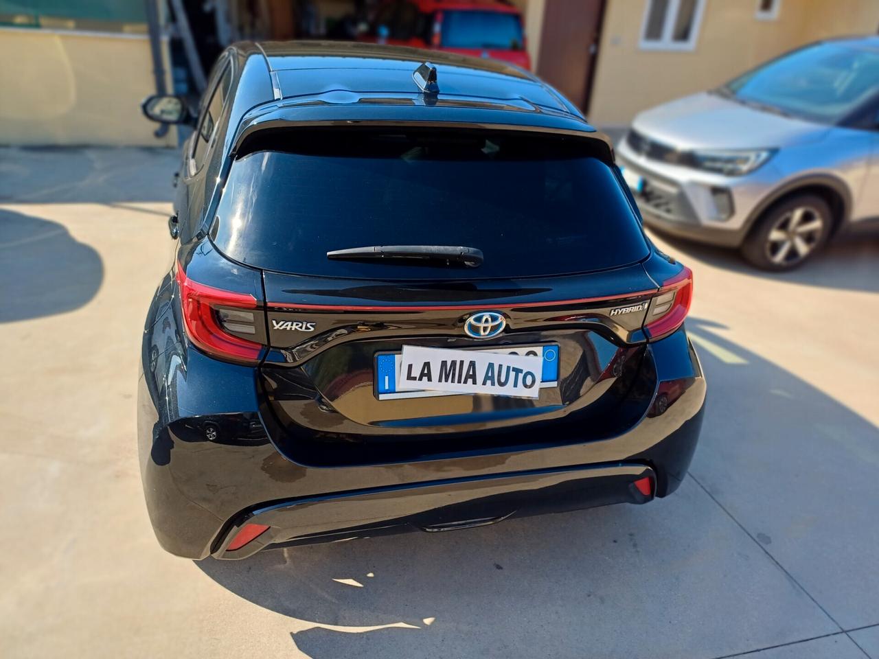 Toyota Yaris 1.5 Hybrid 5 porte Lounge(TETTO PANORAMICO)