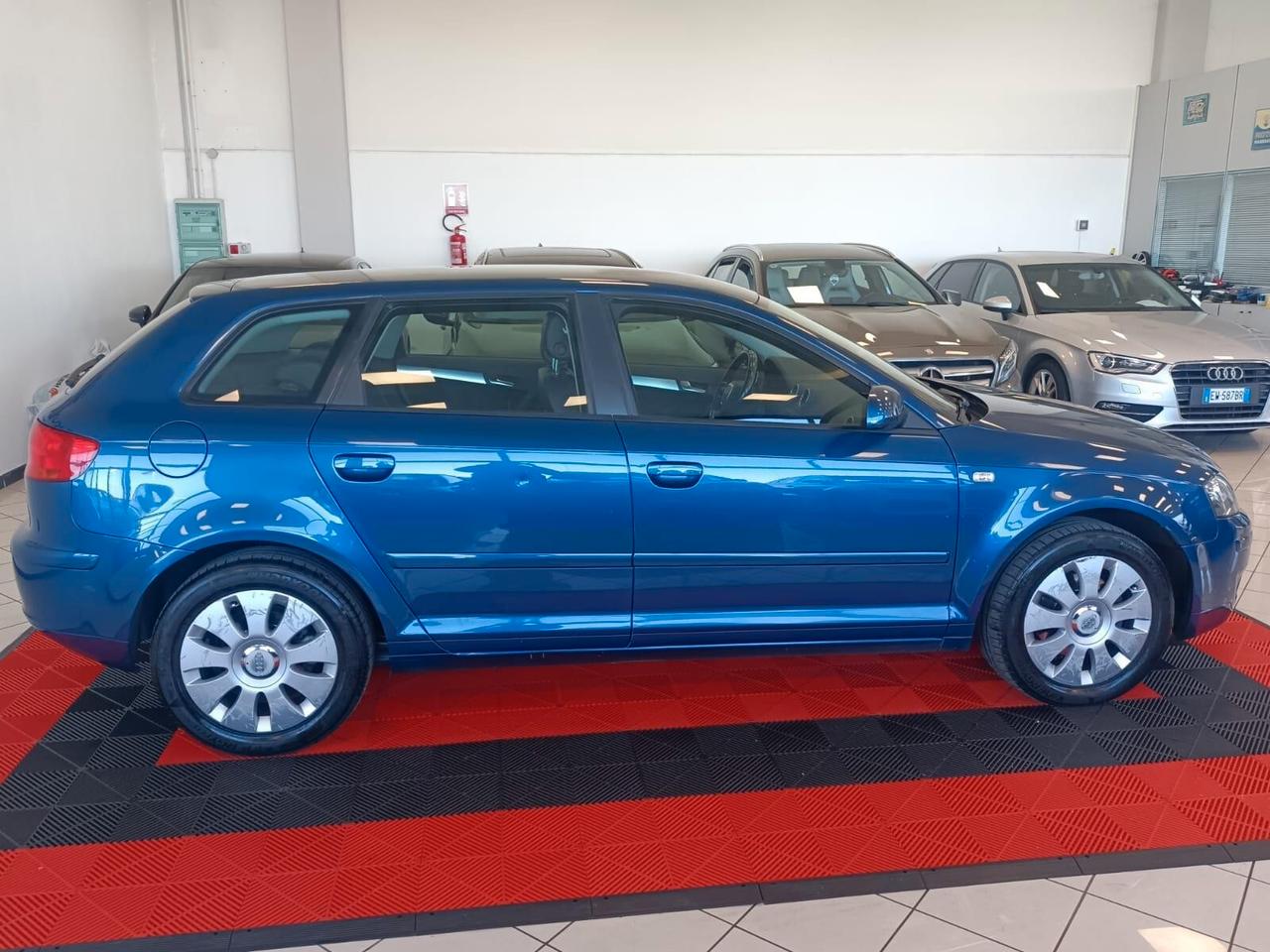 Audi A3 2.0 16V FSI tiptronic Ambition
