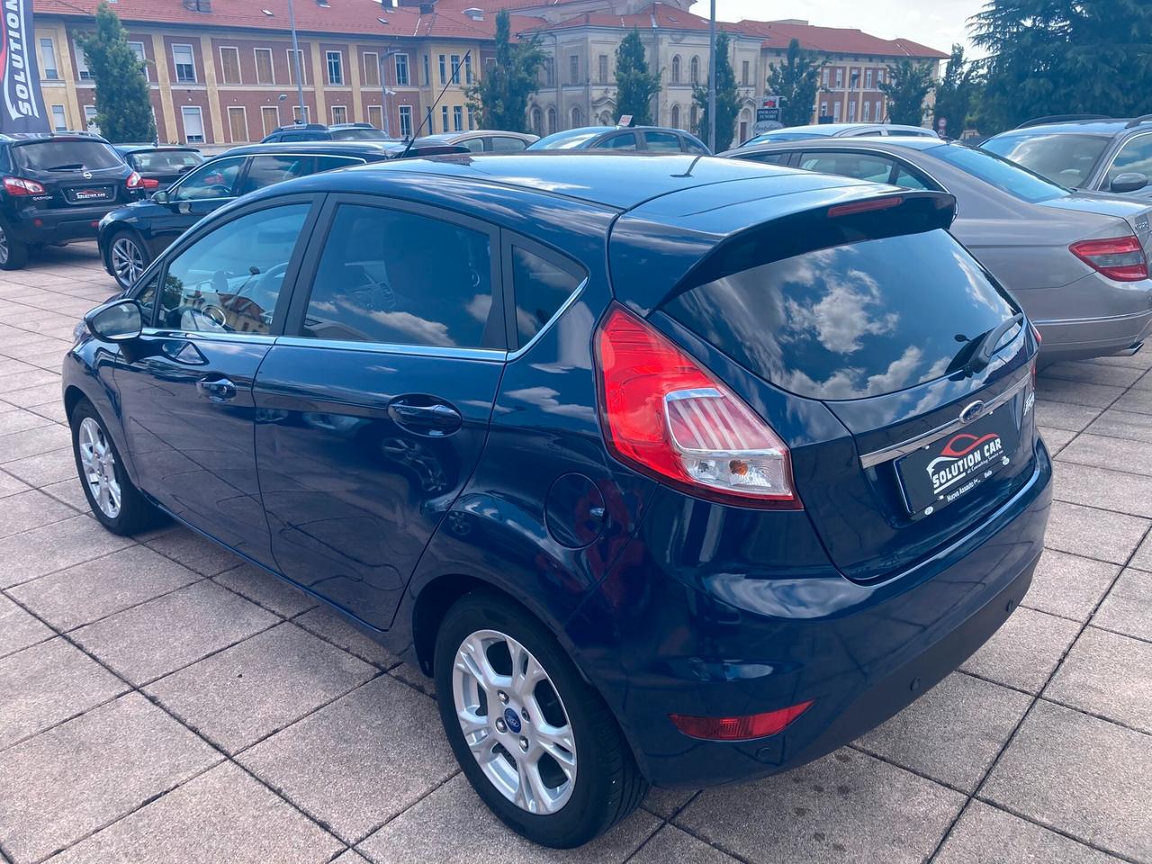 Ford Fiesta 1.5 TDCi 75CV 5 porte Titanium