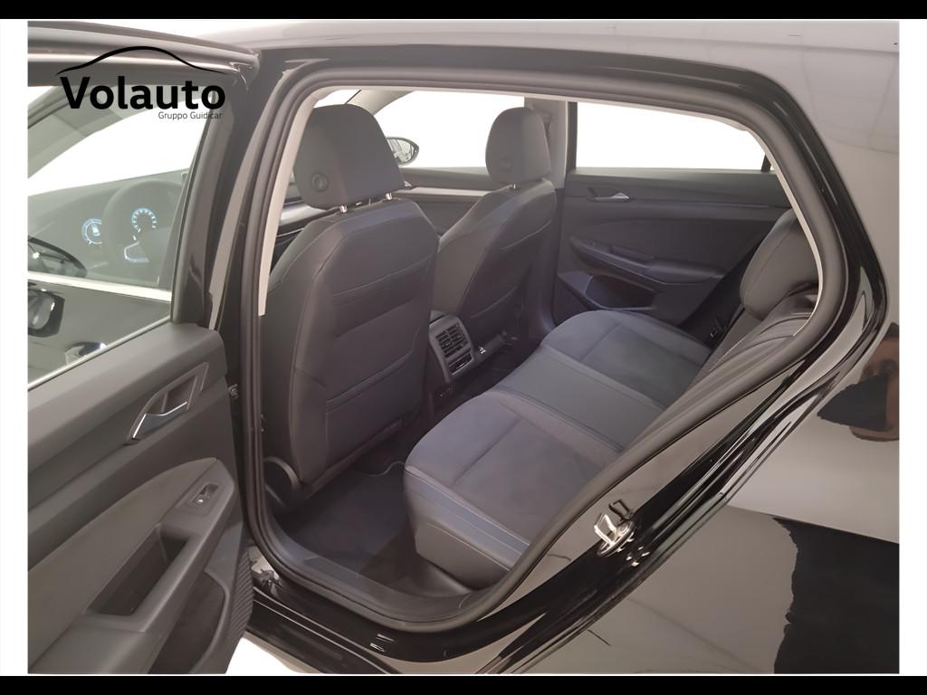 VOLKSWAGEN Golf VIII 2024 - Golf 2.0 tdi Style 150cv dsg