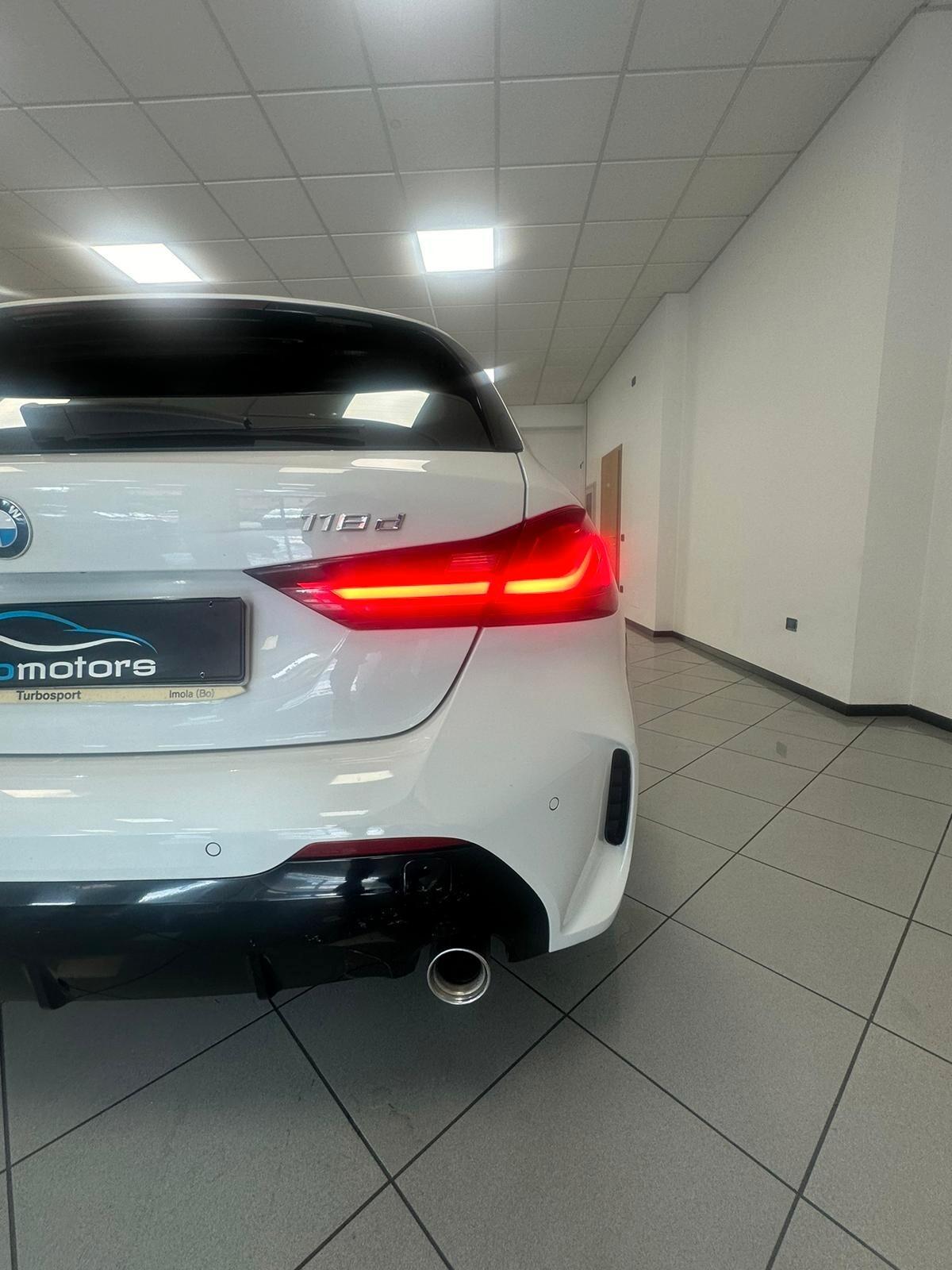 Bmw 118 118d 5p. Msport