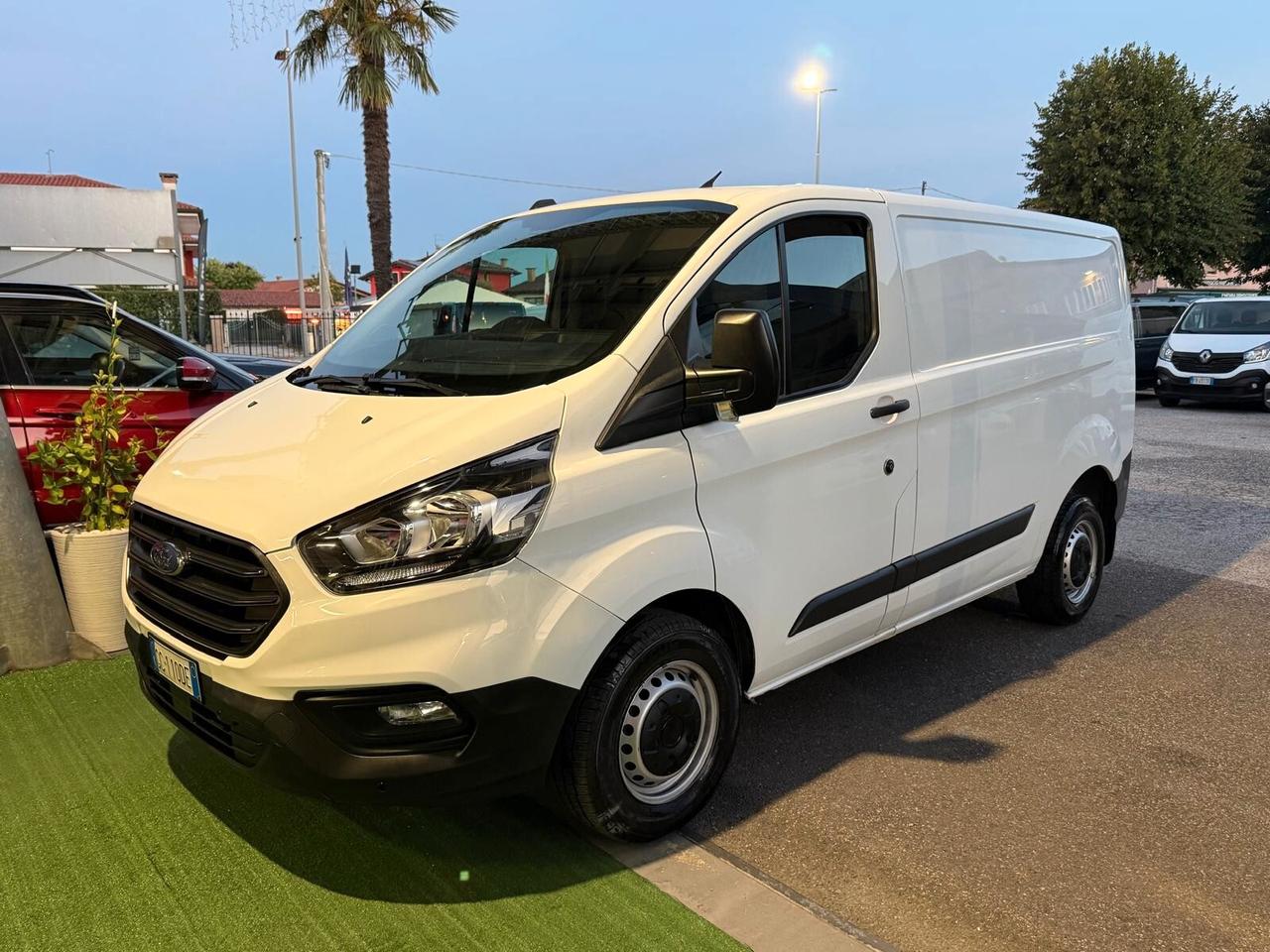 Ford Transit custom L1 H1 2.0 TDCI furgone