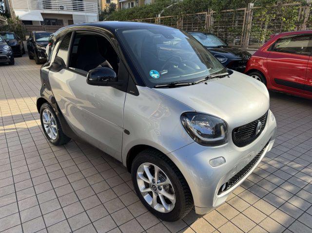 SMART ForTwo 1.0 Passion 71cv NAVI FARI LED