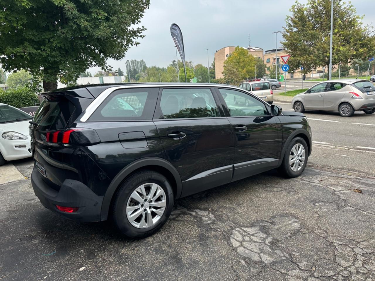 Peugeot 5008 BlueHDi 130 S&S Business