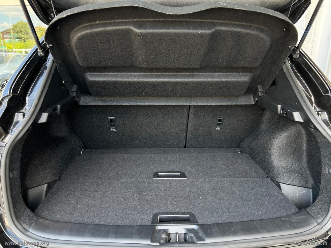 NISSAN Qashqai 1.2 DIG-T Tekna