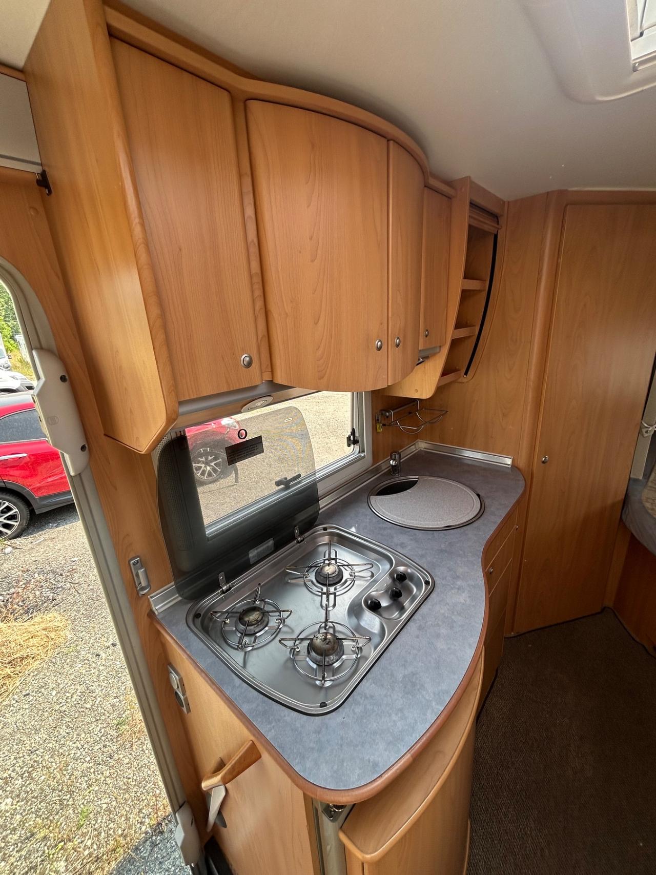 419 BURSTNER motorhome del 2005 in saldo