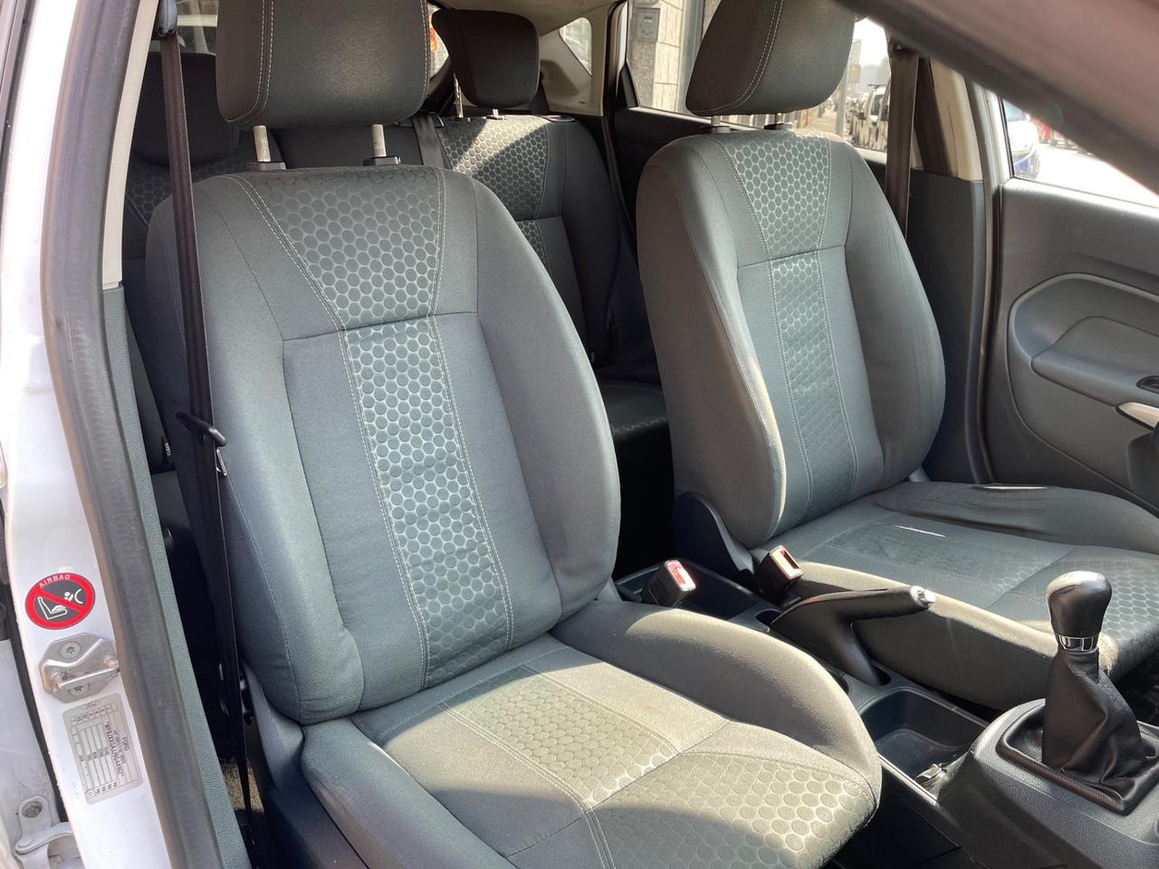 Ford Fiesta 1.4 TDCi 68CV 5 porte Titanium/GARANZIA