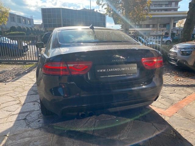 Jaguar XE 2.0 D Turbo Prestige