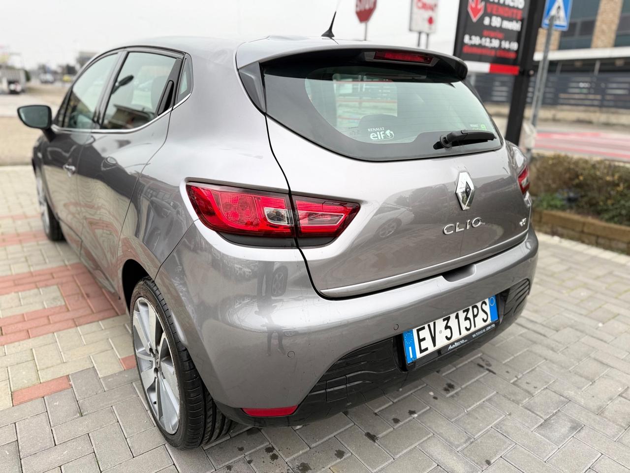 Renault Clio 1.5 dCi 8V 75CV 5 porte Costume National