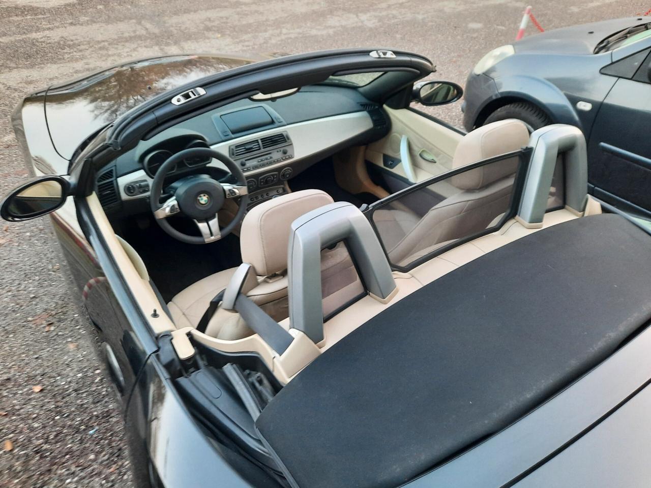 Bmw Z4 3.0i cat Roadster FULL FULL OPTIONAL !!! NAVIGATORE, PELLE, CERCHI 18 !!!